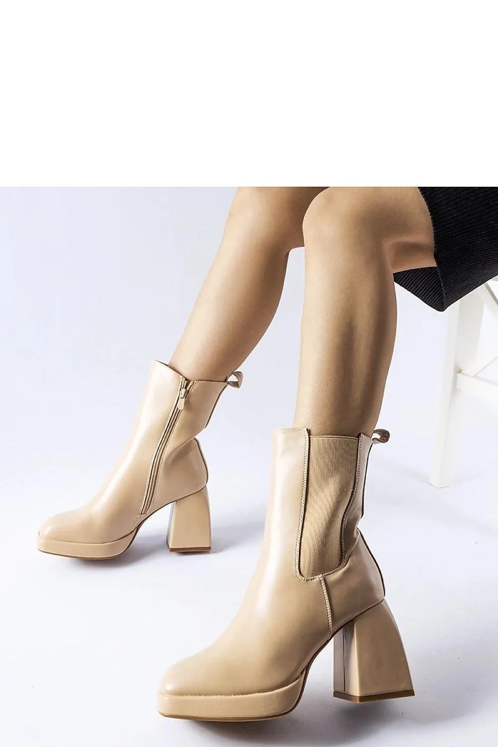 Beige insulated heel boots
