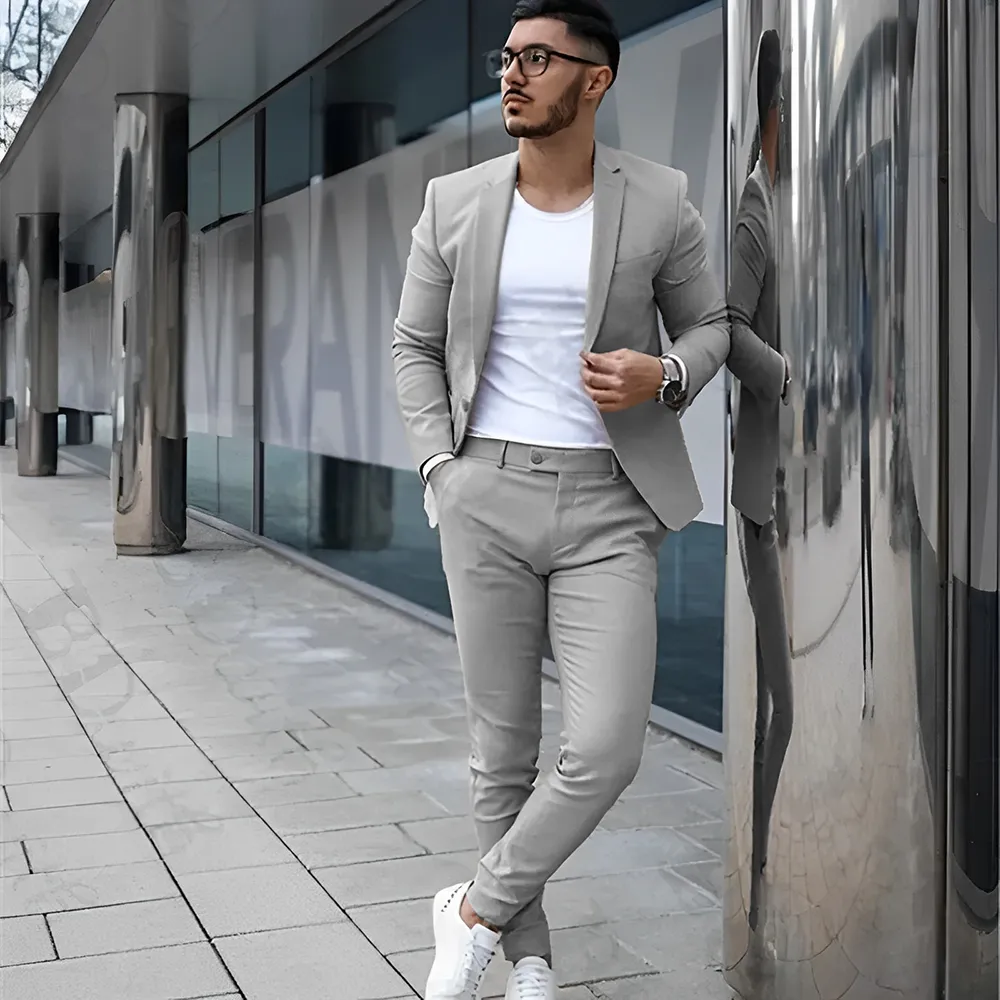 Modern Elegance Men’s Suit