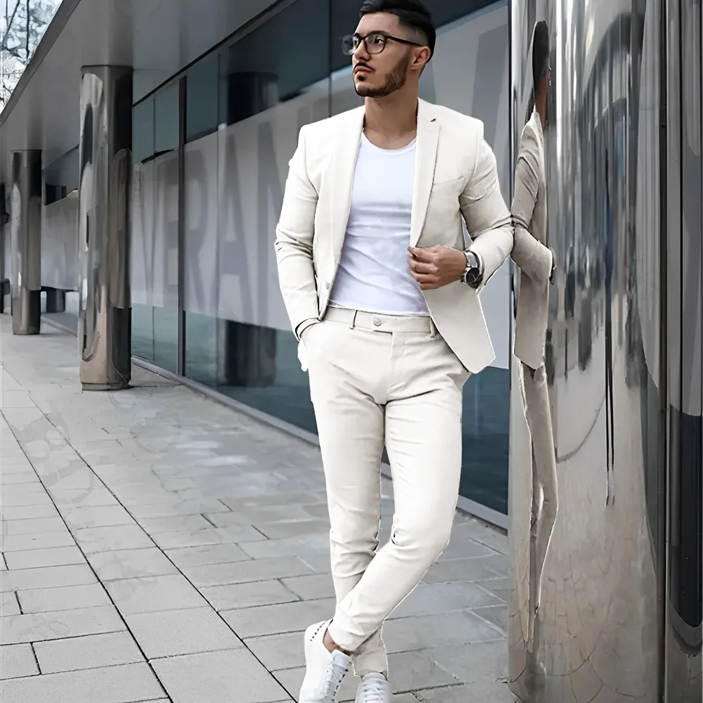 Modern Elegance Men’s Suit