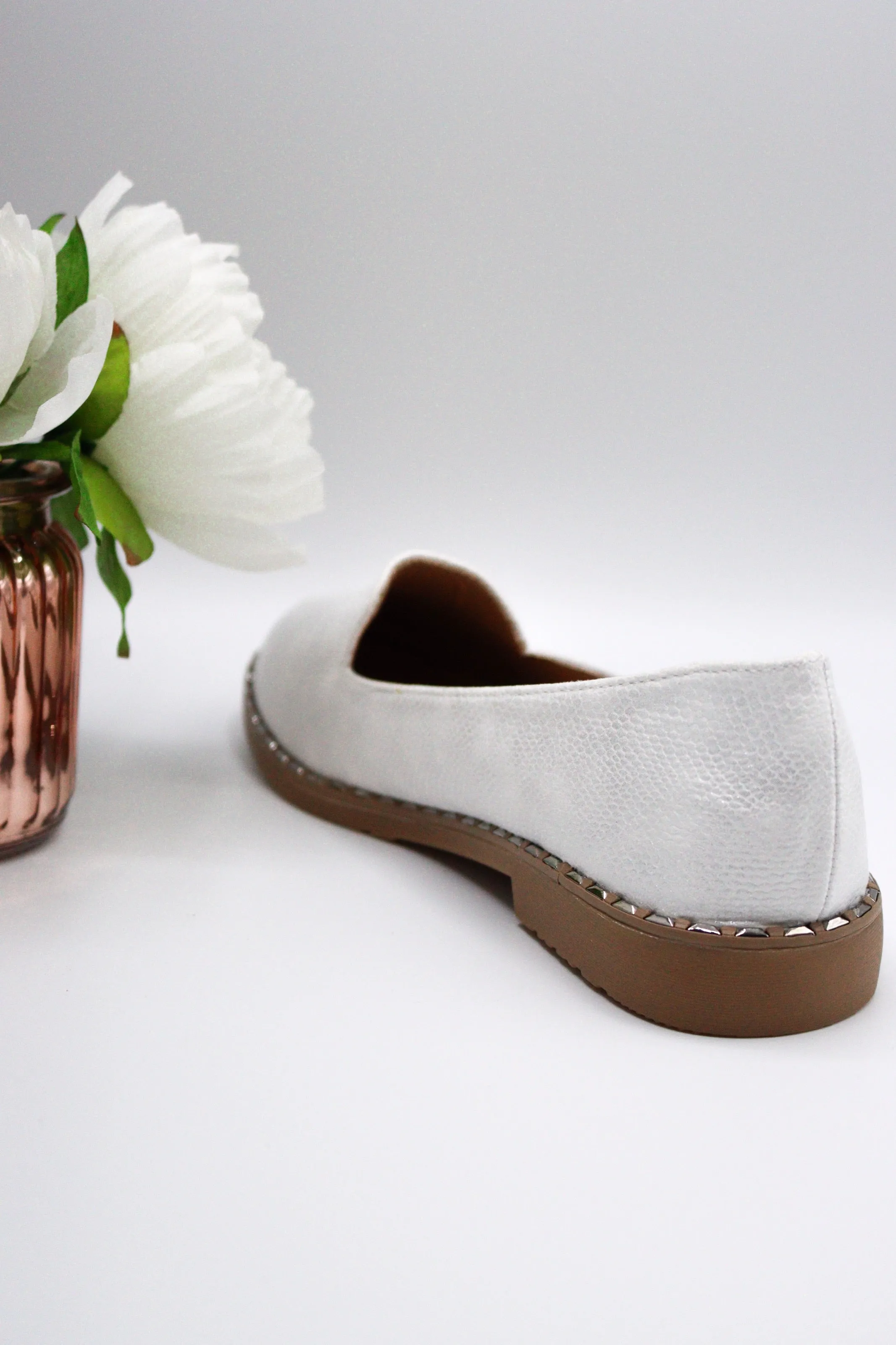 Tory Mock Loafers Shoes (White)